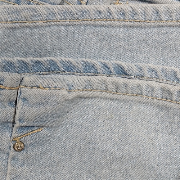 Code Bleu women's denim shorts size 10P - Picture 15 of 15